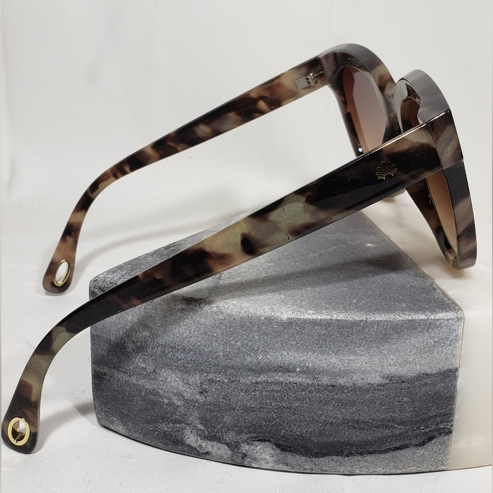 LELE SADOUGHI ‘BROOKLYN’ SUNGLASSES, EUC! - Picture 5 of 16